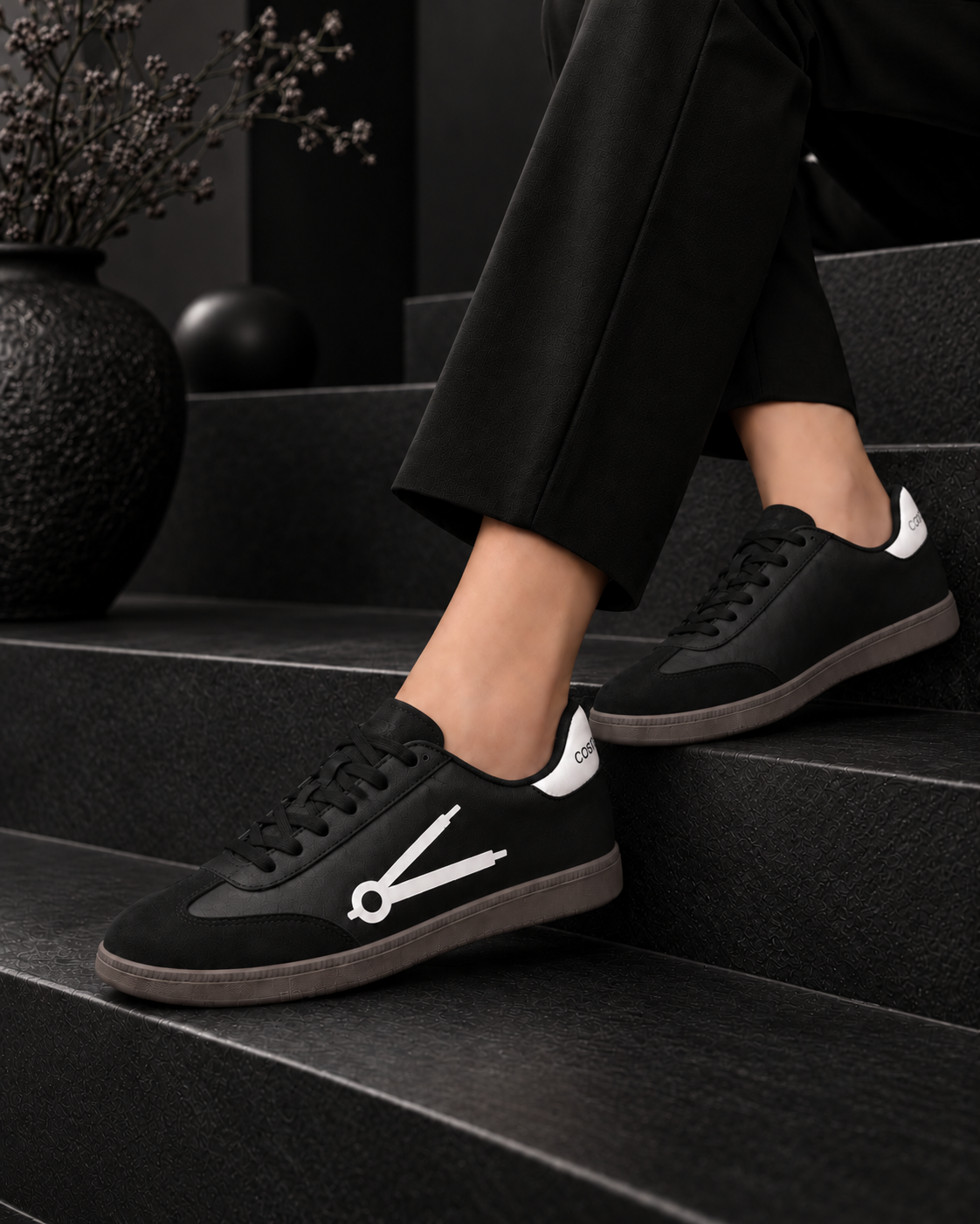 Andaan Black front view